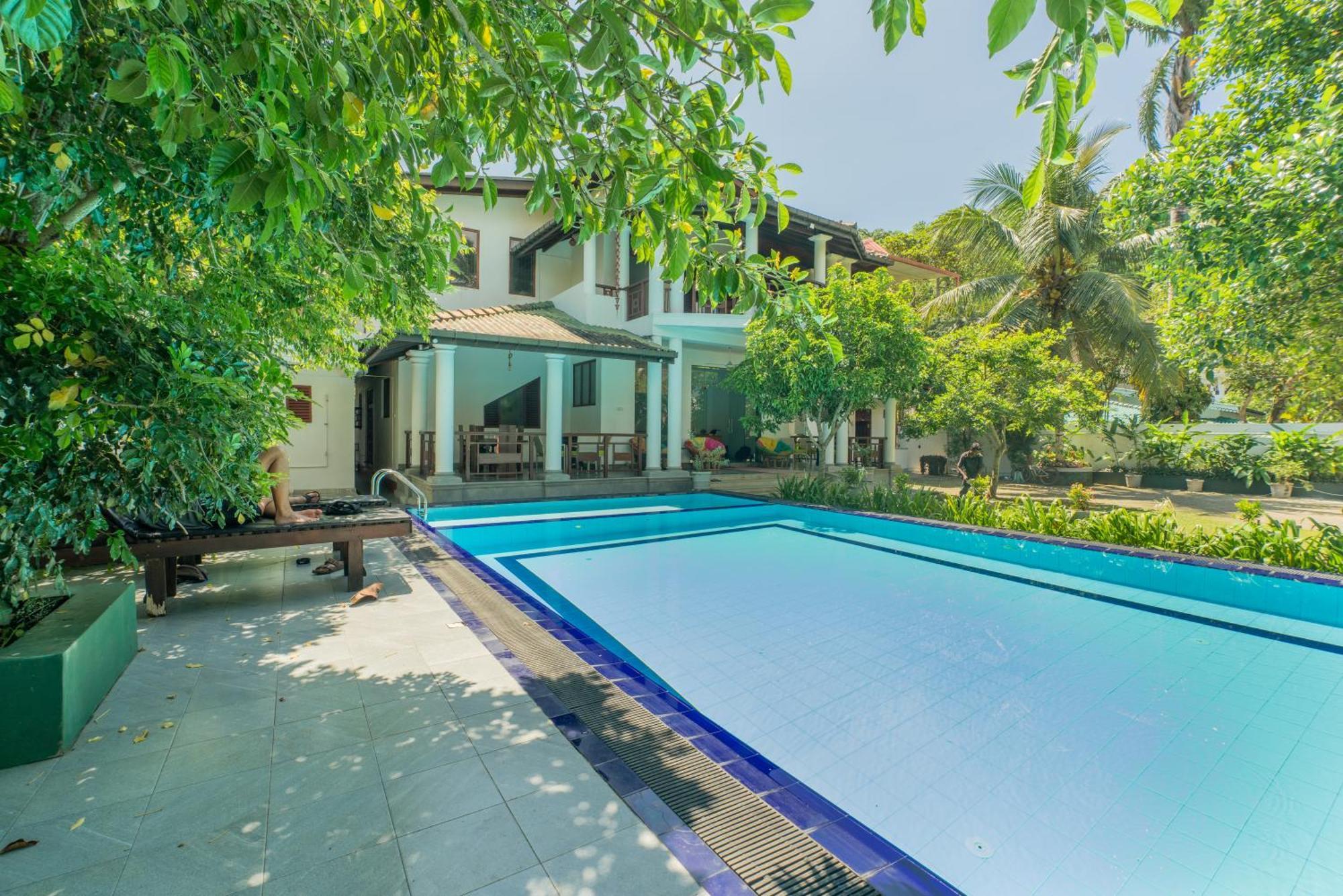 Hotel The Calm Of8 Unawatuna Exterior foto