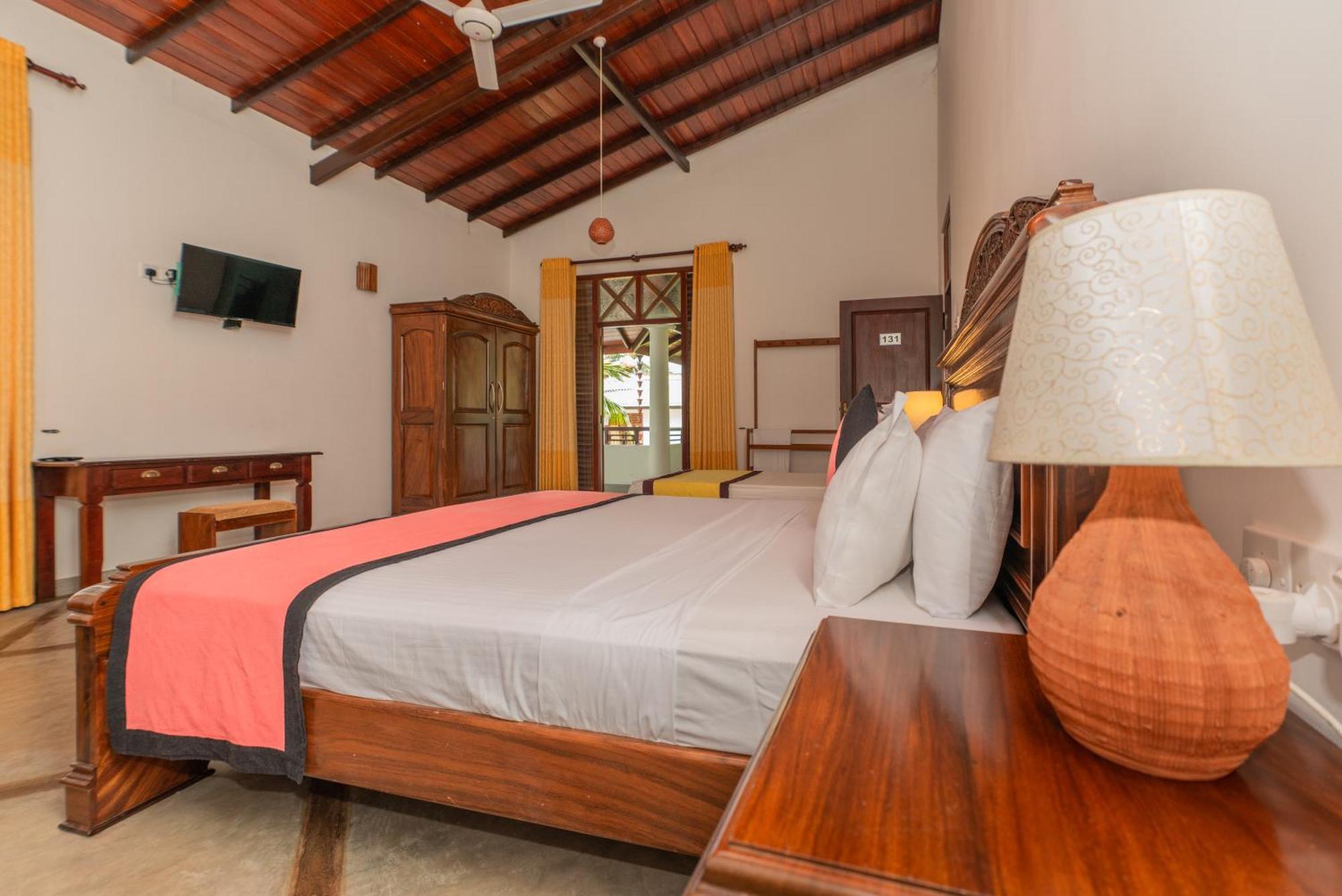 Hotel The Calm Of8 Unawatuna Exterior foto